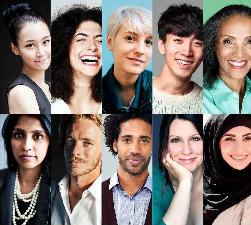 La Svizzera è un piccolo grande paese: piccolo quanto a dimensioni, ma grande quanto a diversità. 
Crediamo fermamente che la diversità dei nostri team sia la nostra più grande forza per assistere diverse tipologie di clienti. 
Solo quando i dipendenti vengono accettati e considerati per ciò che sono, possono mostrare il loro vero potenziale e raggiungere ottimi risultati.